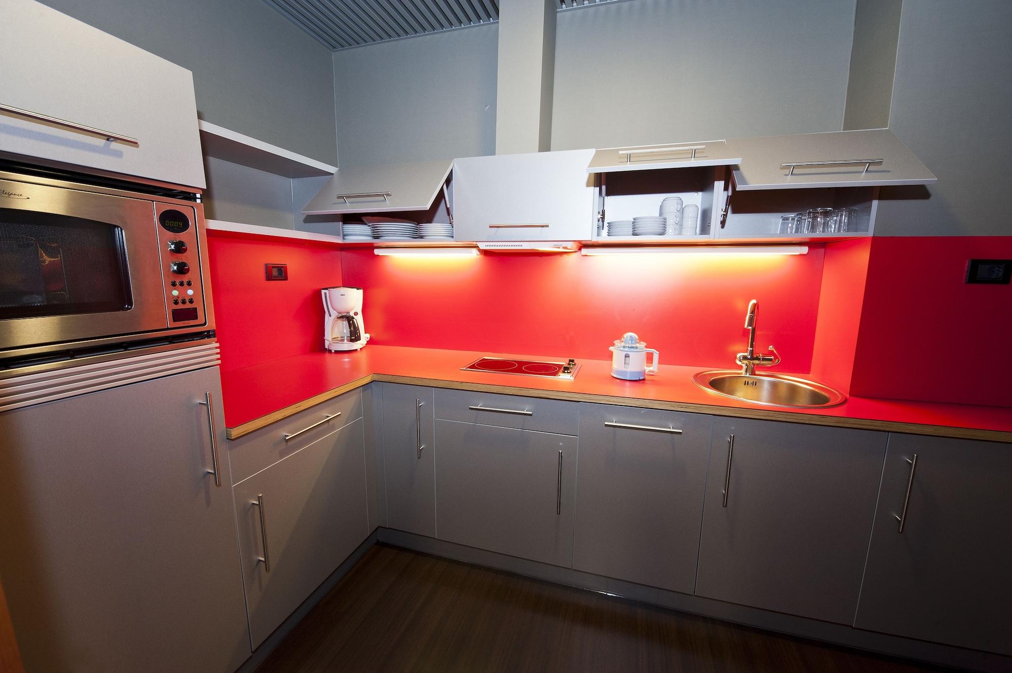 Gran Hotel Lakua Vitoria-Gasteiz Exterior photo A kitchen at the University of Cambridge